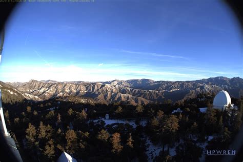 Mt. Wilson tower cam this morning : socalhiking