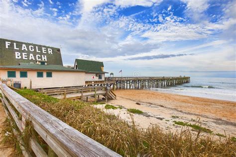 Flagler Beach Municipal Pier Editorial Stock Image - Image of coastal ...