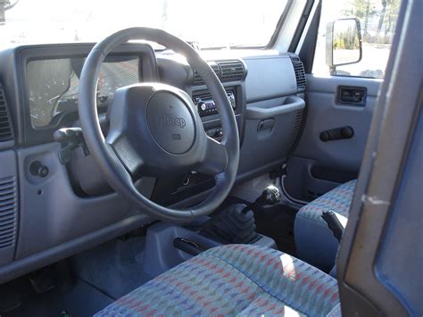 1997 Jeep Wrangler - Interior Pictures - CarGurus