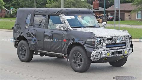 Strange Ford Bronco Prototype Spied Near Test Lab, Could Be Hybrid