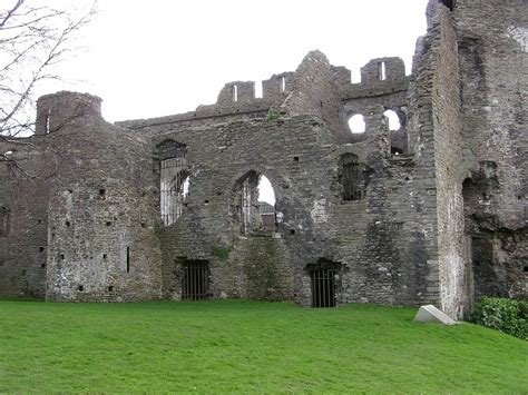 Swansea Castle | Welsh castles, Swansea, Castle