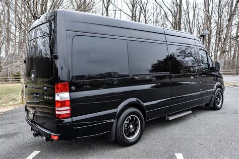 Sprinter passenger van - ladermexico