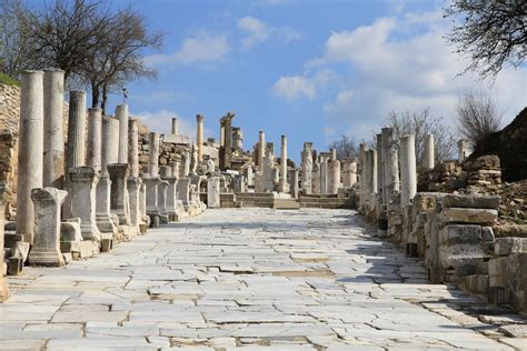 Museo archeologico di Efeso - turismo Selçuk - ViaMichelin