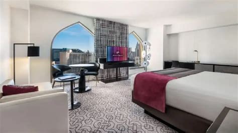 Planet Hollywood Hip Rooms: Ultra Hip Room Strip Suites