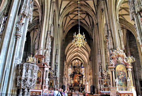 Inside of St. Stephen's Cathedral in Vienna, Austria - Encircle Photos