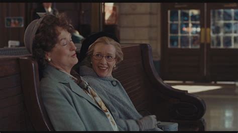 Meryl Streep in "Julie & Julia" - Meryl Streep Image (27874723) - Fanpop