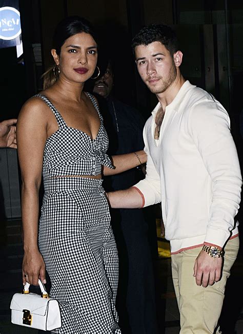 Nick Jonas And Priyanka Chopra Got Engaged A Week Ago According To ...