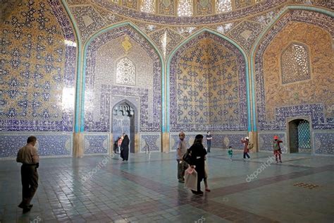 Isfahan – Stock Editorial Photo © ajlber #52826811