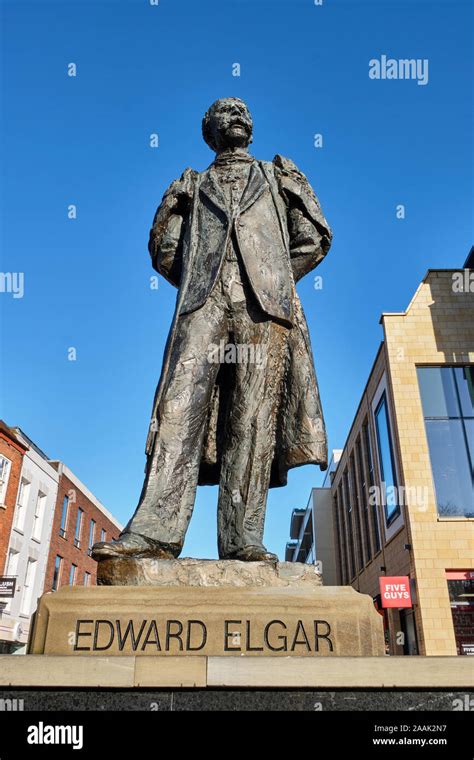 Edward Elgar statue, High Street, Worcester, Worcestershire Stock Photo ...