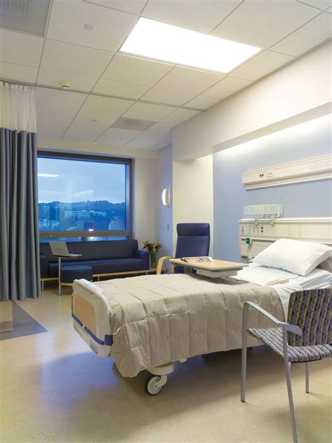 Photo gallery / Ronald Reagan UCLA Medical Center | Habitación de ...