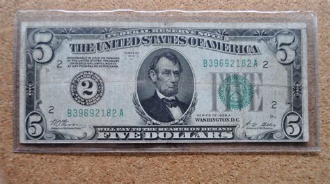 "This listing is for one 1928 5 Dollar Bill Green Seal - A Series, as ...