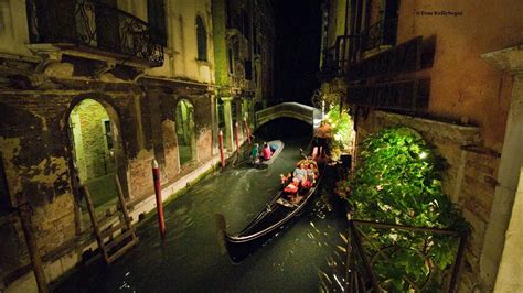 Private gondola ride in the evening - 30 minutes