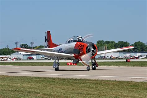 North American T-28 Trojan - Price, Specs, Photo Gallery, History ...