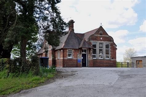 Norbury Primary School in Lid Lane © Mick Malpass :: Geograph Britain ...