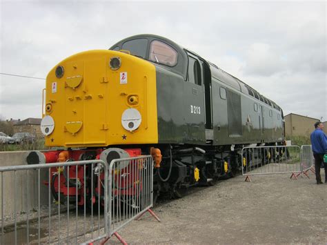 Class 40 diesel | Diesel locomotive, Train pictures, British rail