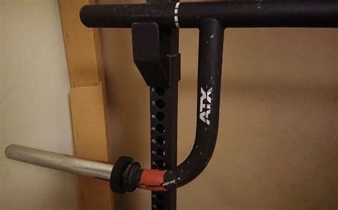 Cambered Bar Bench Press: Benefits, How-To, Technique ...