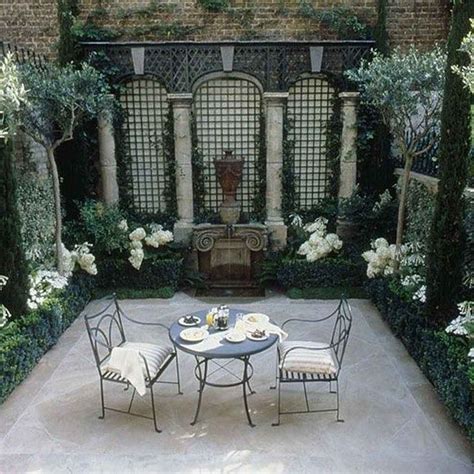 87 Small Courtyard Garden with Seating Area Design Ideas | Small ...