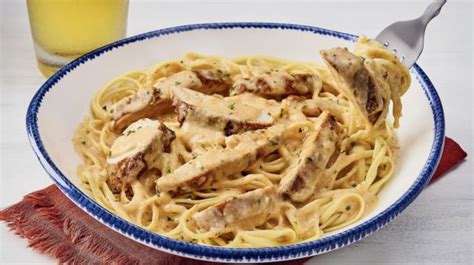 Cajun Chicken Linguini Alfredo | Red Lobster Seafood Restaurants