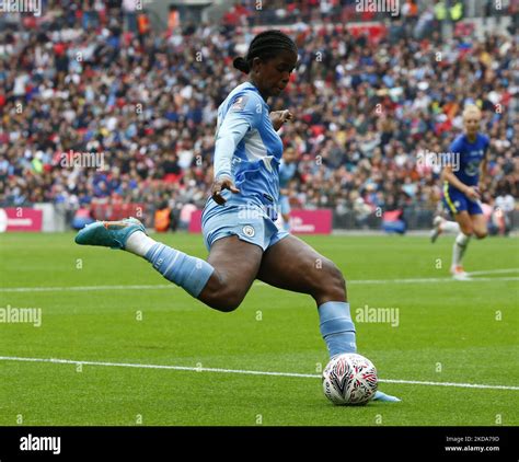 LONDON, ENGLAND - MAY 15:Khadija Shaw of Manchester City WFC during ...