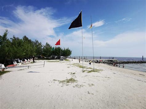 Sekinchan Redang Beach / Pantai Redang Sekinchan