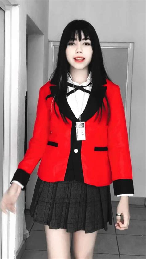 Yumeko Jabami cosplay | Designers de moda, Cosplay simples, Cosplay fácil