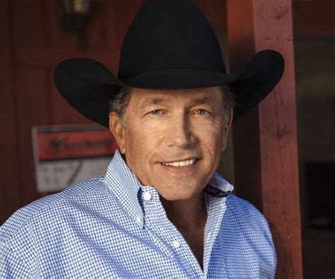 George Strait Biography - Childhood, Life Achievements & Timeline