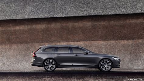 2020 Volvo V90 Recharge T8 plug-in hybrid (Color: Platinum Gr | Side