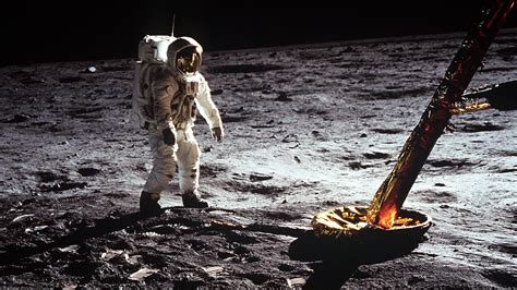 5 Terrifying Moments During the Apollo 11 Moon Landing Mission | HISTORY