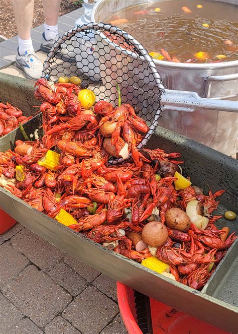 Louisiana Crawfish Boil - Barefeet in the Kitchen