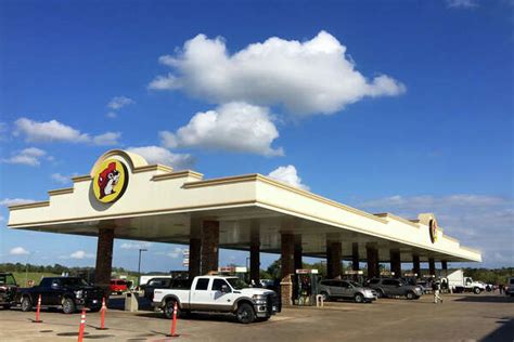 Buc-ee's sues to keep out rival Bucky's - HoustonChronicle.com