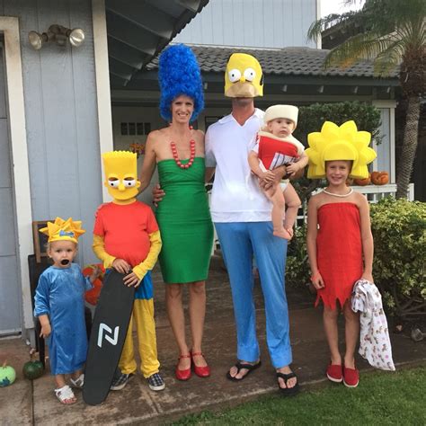 Pin by ELIS REGINA on ROUPAS E ACESSÓRIOS | Family themed halloween ...