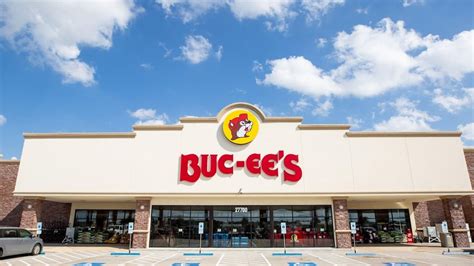 Here's where to visit the largest Buc-ee's ever built - It's a Southern ...