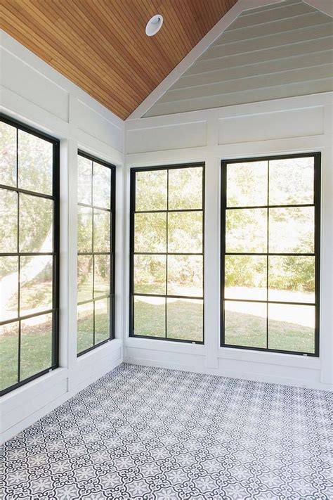 65 Modern Farmhouse Home Office With Black Window Trim | Farmhouse ...