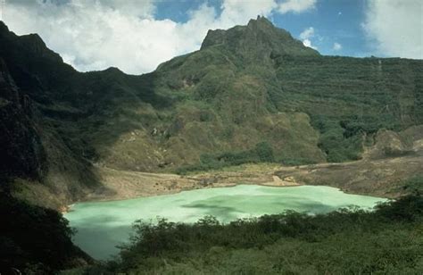 Gambar Gunung Kelud Sebelum dan Sesudah Meletus Hingga Saat Ini ...