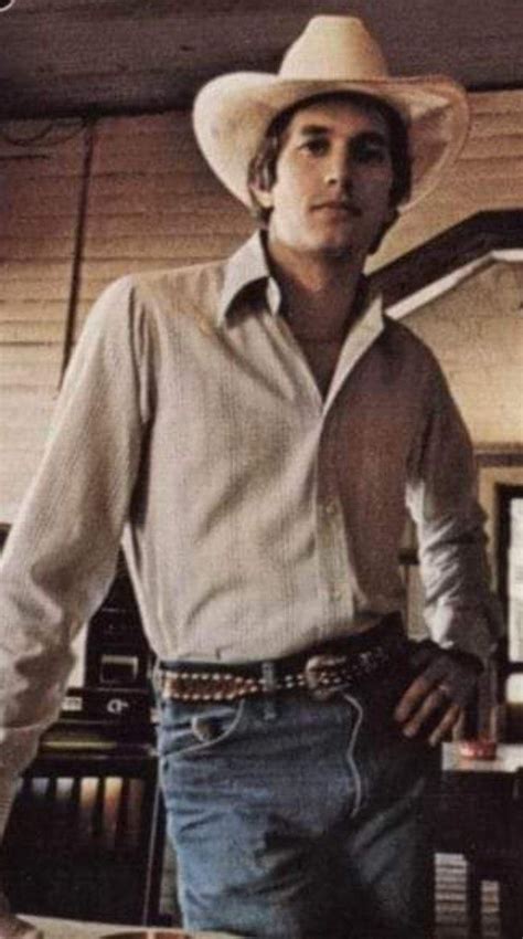 Pin by Lisa Darras on Actors/Musicians | Young george strait, King ...