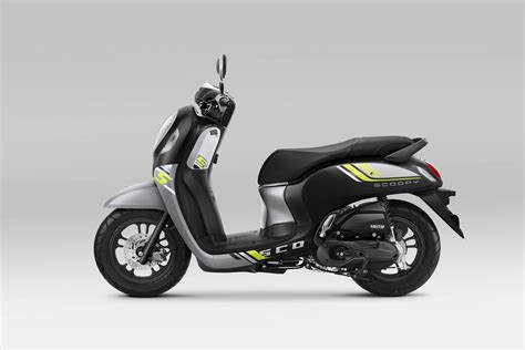 Warna Baru Scoopy 2022, Penampilan Juga Berubah