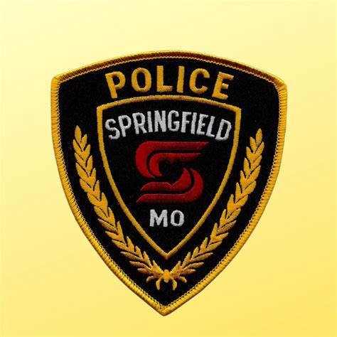 5 dead, including officer and gunman, in Springfield shooting - ABC17NEWS