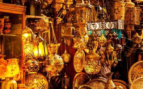 Shopping Guide Agra: Things to Buy & Market - Tusk Travel