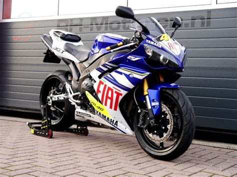 Yamaha YZF-R1 VR46 Rossi edition ( gelimiteerd nr. 327 van de 380 ...