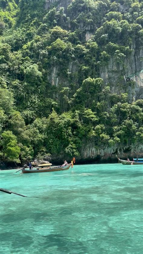 Phi Phi Island boattour. | Nature photography, Phi phi island, Island