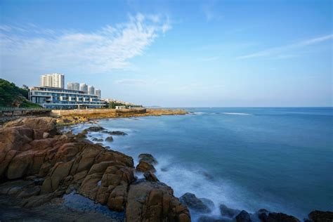 Premium Photo | Seaside hotel in qingdao, china