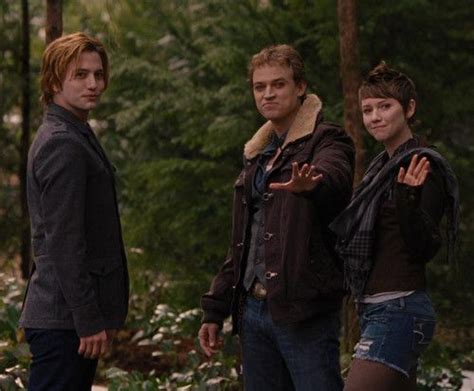 Twilight Saga:Breaking Dawn parts 1,2 Photo: Jasper,Peter and Charlotte ...