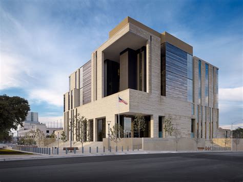 Gallery of Designing for the Law: Rethinking Courthouse Architecture - 4