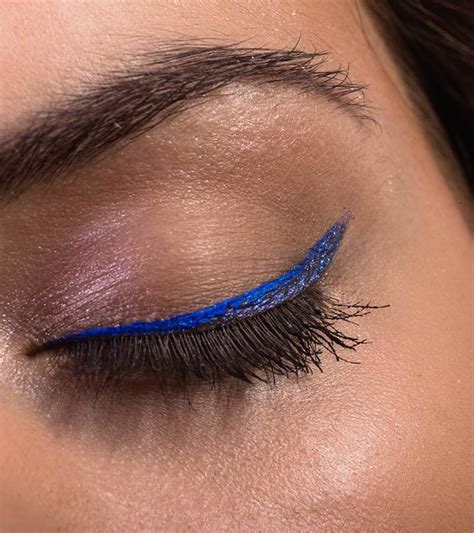 How To Apply Blue Eyeliner? | Blue eyeliner, Black eyeliner makeup ...