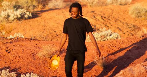 Saba | 10 New Artists You Need to Know: November 2016 | Rolling Stone