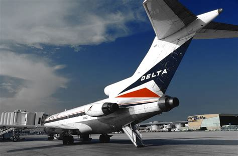 Delta Boeing 727 at Miami Mixed Media by Erik Simonsen | Pixels