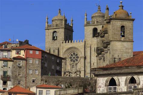 10 of the Best Tourist Attractions in Porto