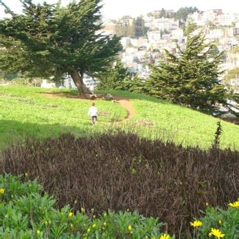 Kite Hill Open Space Viewpoint, San Francisco, CA - California Beaches