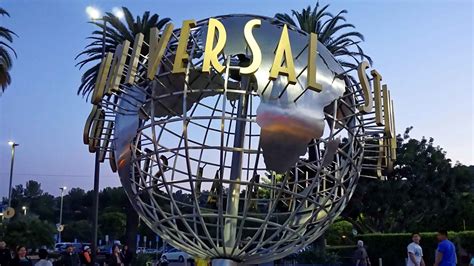 Universal CityWalk, Los Angeles - Book Tickets & Tours | GetYourGuide