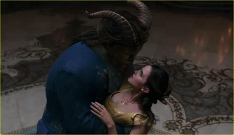 Emma Watson Sings 'Belle (Reprise)' in New 'Beauty & The Beast' Trailer ...